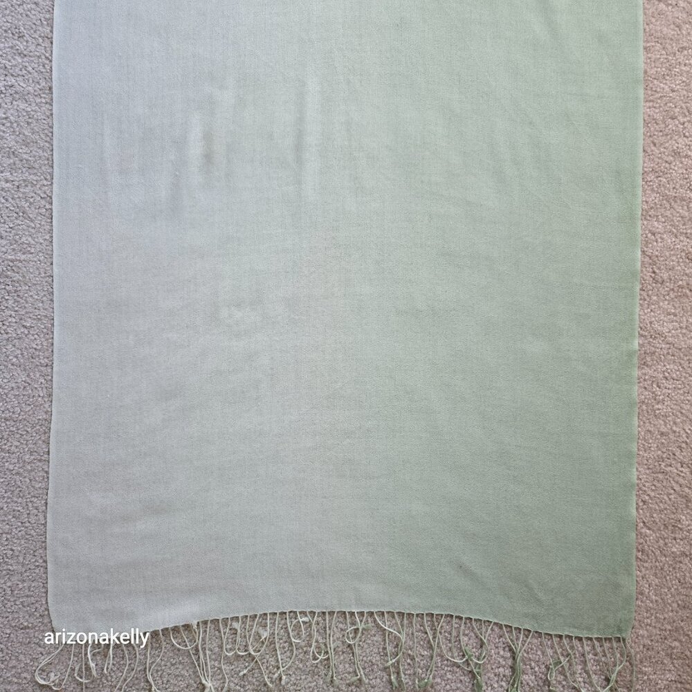 John Hanley 100% Wool Lightweight Scarf Gradient Green - Picture 9 of 12